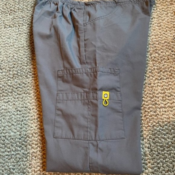 Gray MP Cherokee Scrub Pants - MED P - Picture 3 of 4